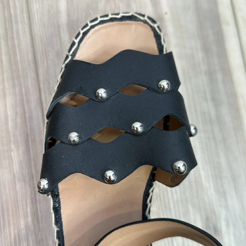 Aquatalia Brianne leather studded espadrille sandals size 7